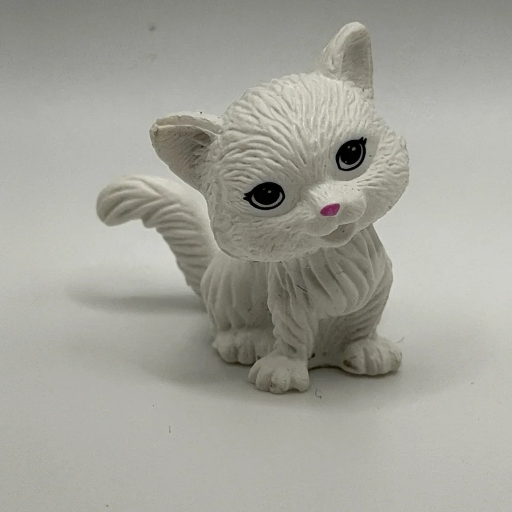 Barbie Pet Boutique Doll White Cat‎ Kitten